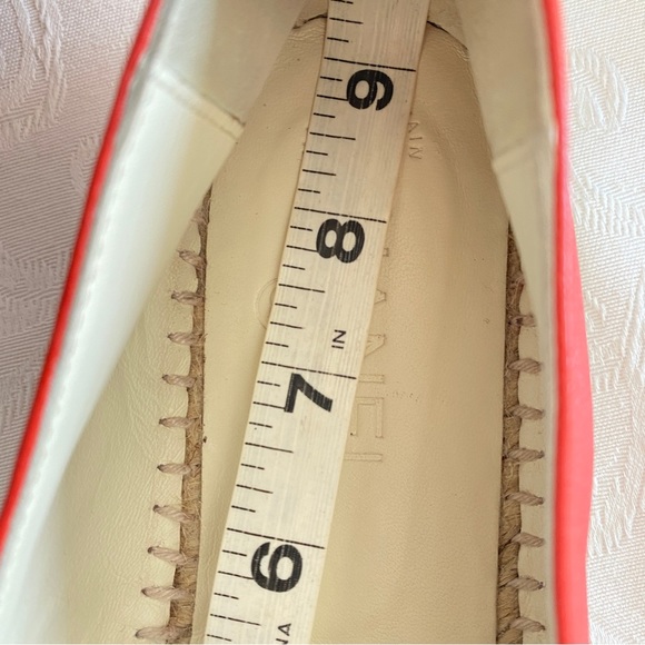 CHANEL coral red Lambskin CC Espadrilles - Picture 13 of 15